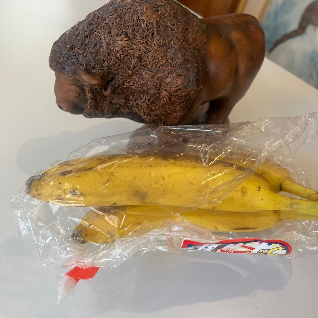 陶器製バイソン彫刻 約10cm