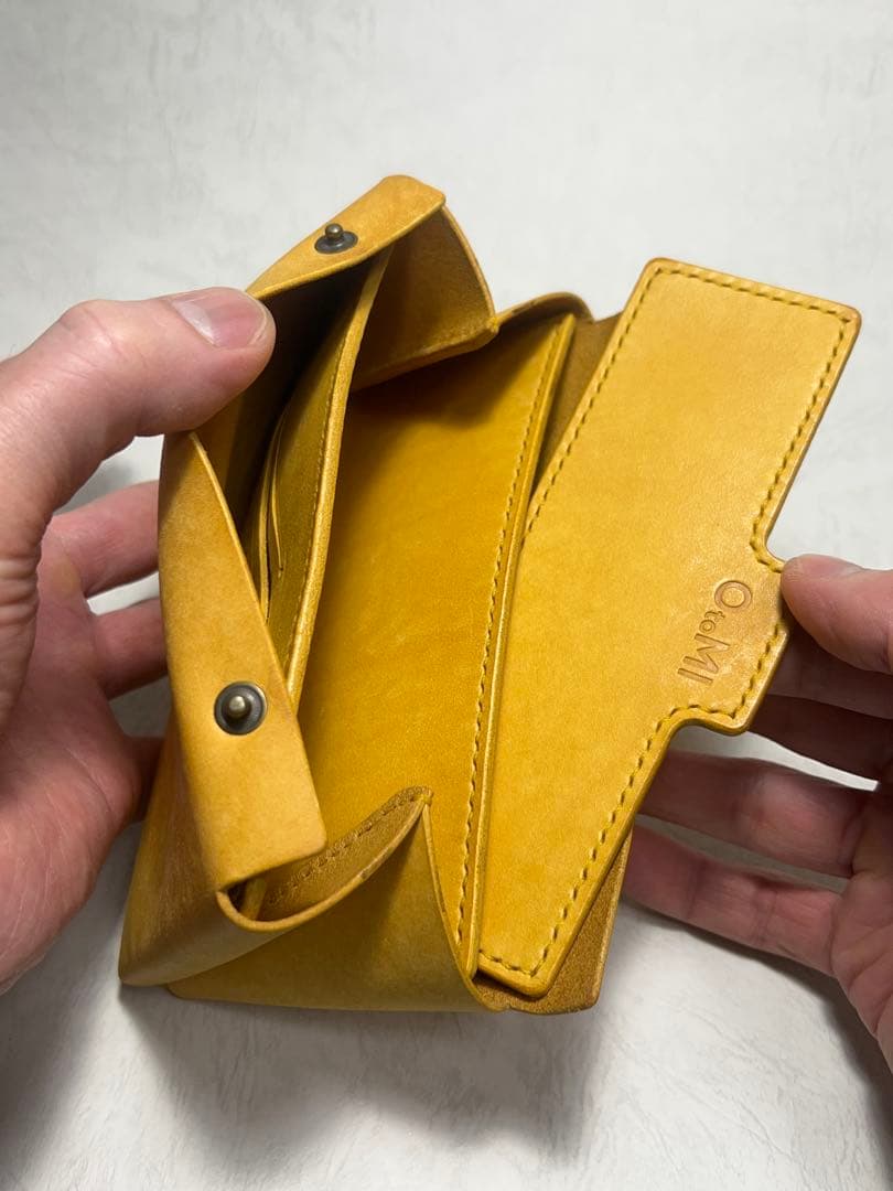 【サンプル価格】スリムでコンパクトな長財布