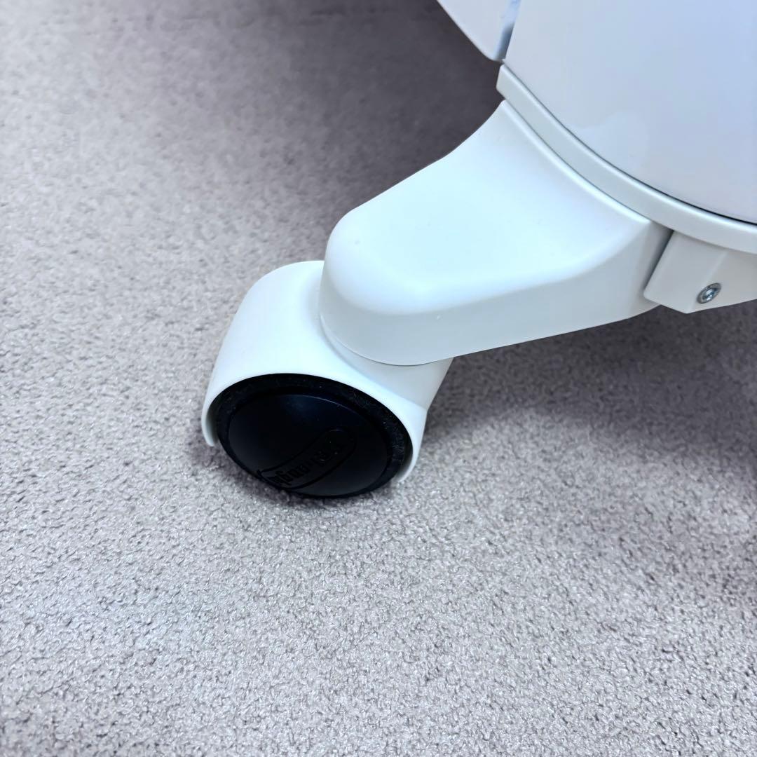 【美品】デロンギ ユニカルド オイルヒーター RHJ65L0915 ゼロ風暖房