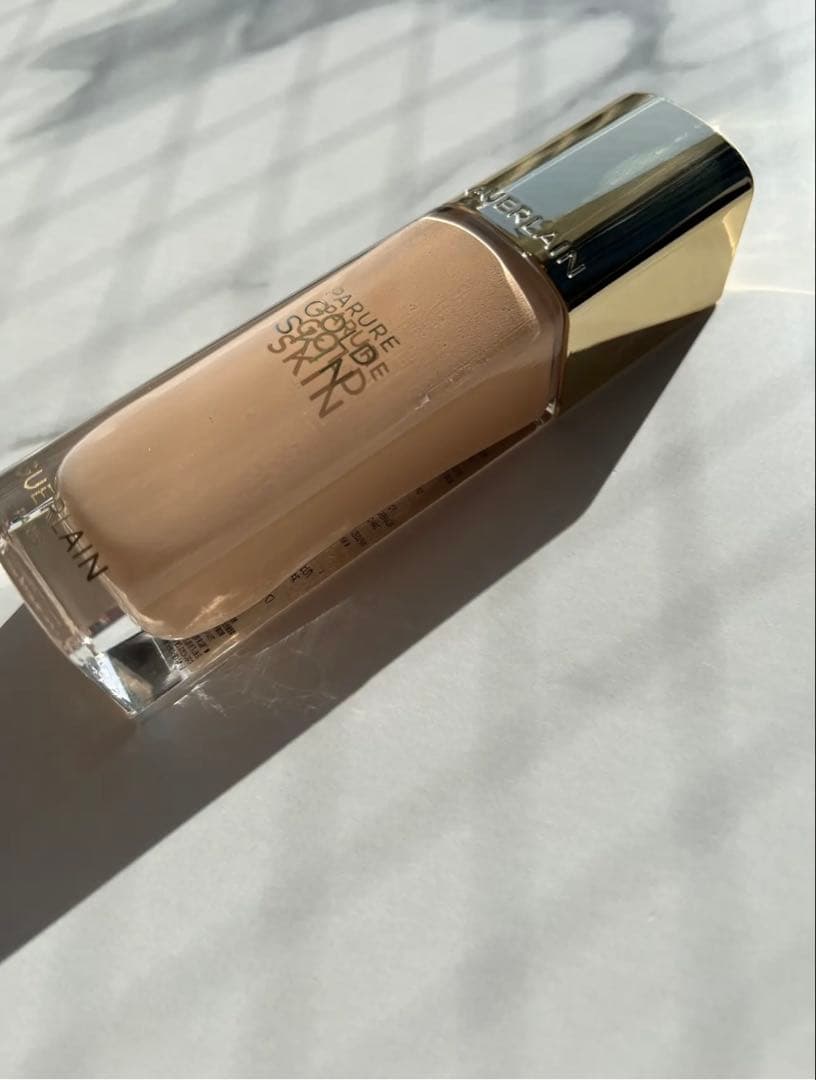 【2回程使用のみ】GUERLAINパリュールゴールドスキンフルイド