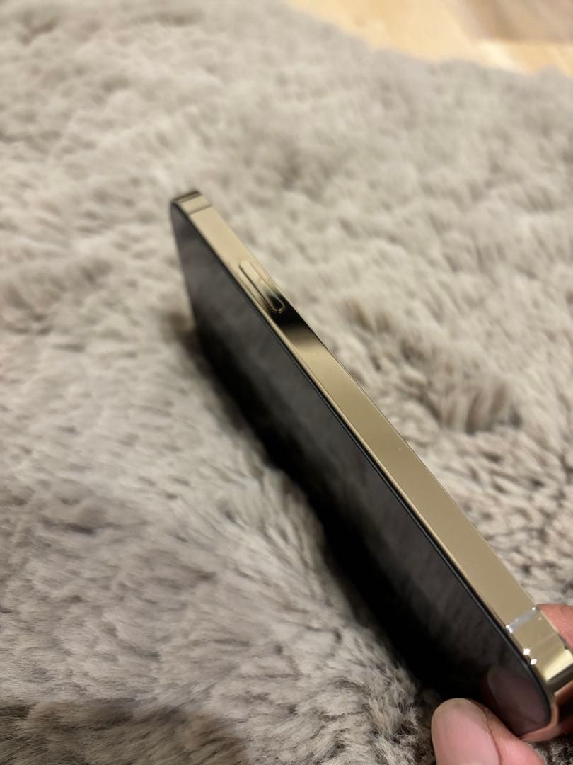 g*8様 iPhone12 Pro 512GB SIMロック解除済