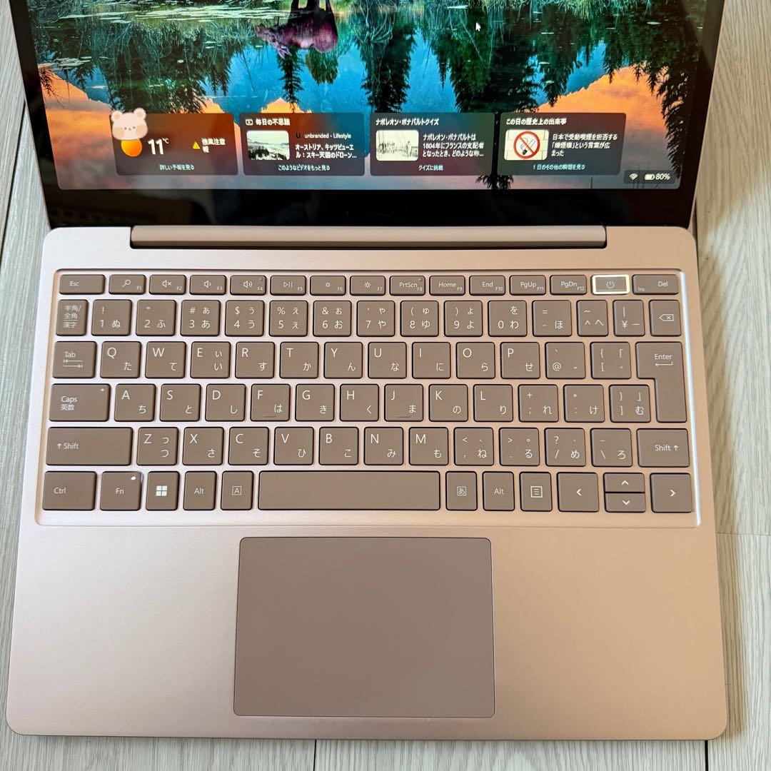 【美品】Surface Laptop Go 2 8QC-00054サンドストーン