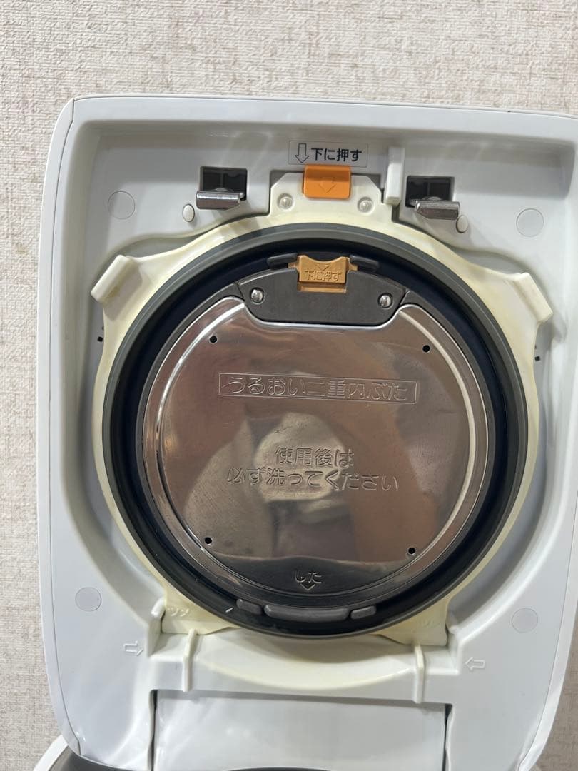 象印 炊飯器 NW-KA10 まだ正常に動作しています。2018年製