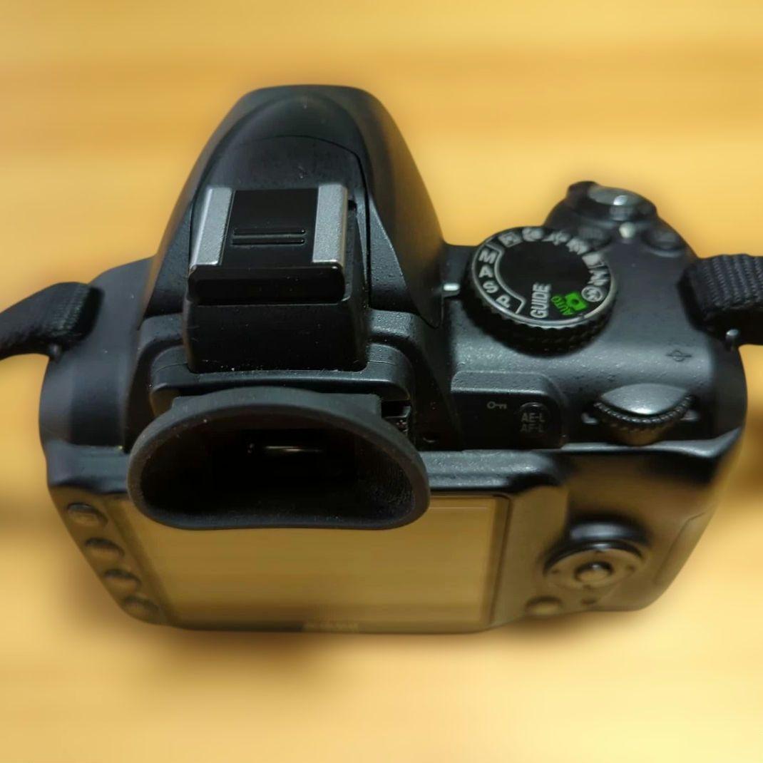 NIKON ニコンD3000 ボディ　デジタル一眼レフカメラ　匿名発送