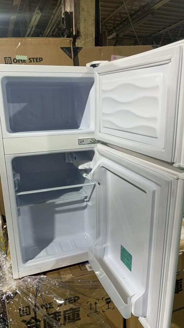 中古美品 冷蔵庫 一人暮らし冷凍冷蔵庫 60L　シルバー