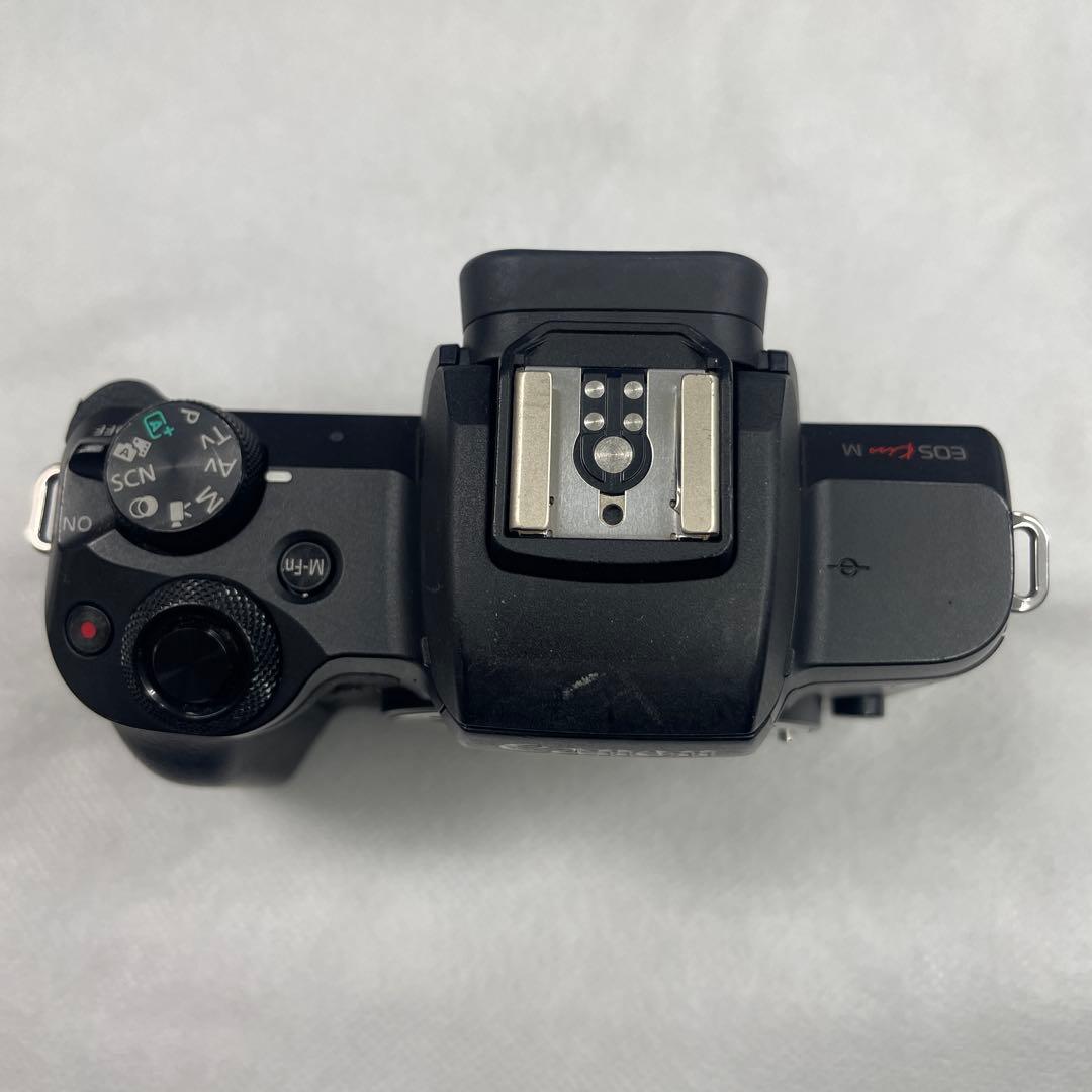 [ジャンク] Canon EOS Kiss M デジタル一眼レフカメラ