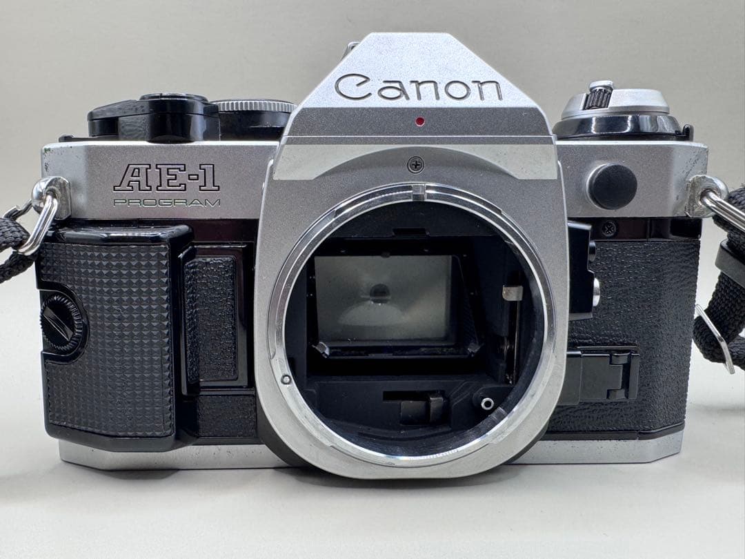 【ジャンク】 Canon AE-1 PROGRAM / New FD 50mm