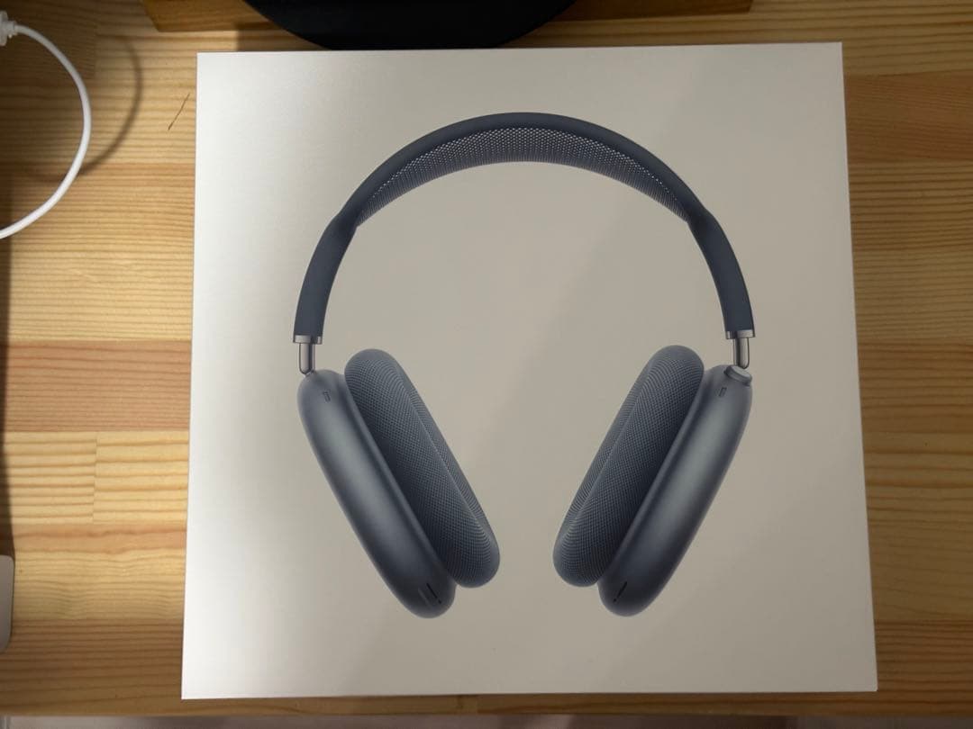 新品、未開封 AirPods Max スターライト 本体