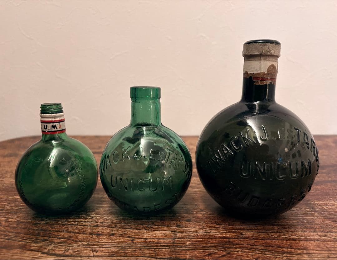UNIKUM1930年代 戦前ウニクム 空瓶3サイズセット 赤十字ラベル 浮彫り