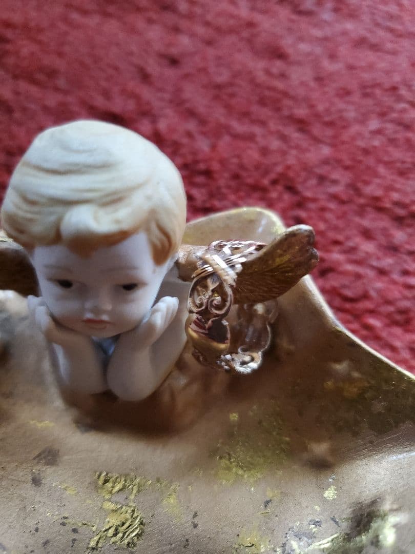 イギリス製 9金　彫金が素敵なリング