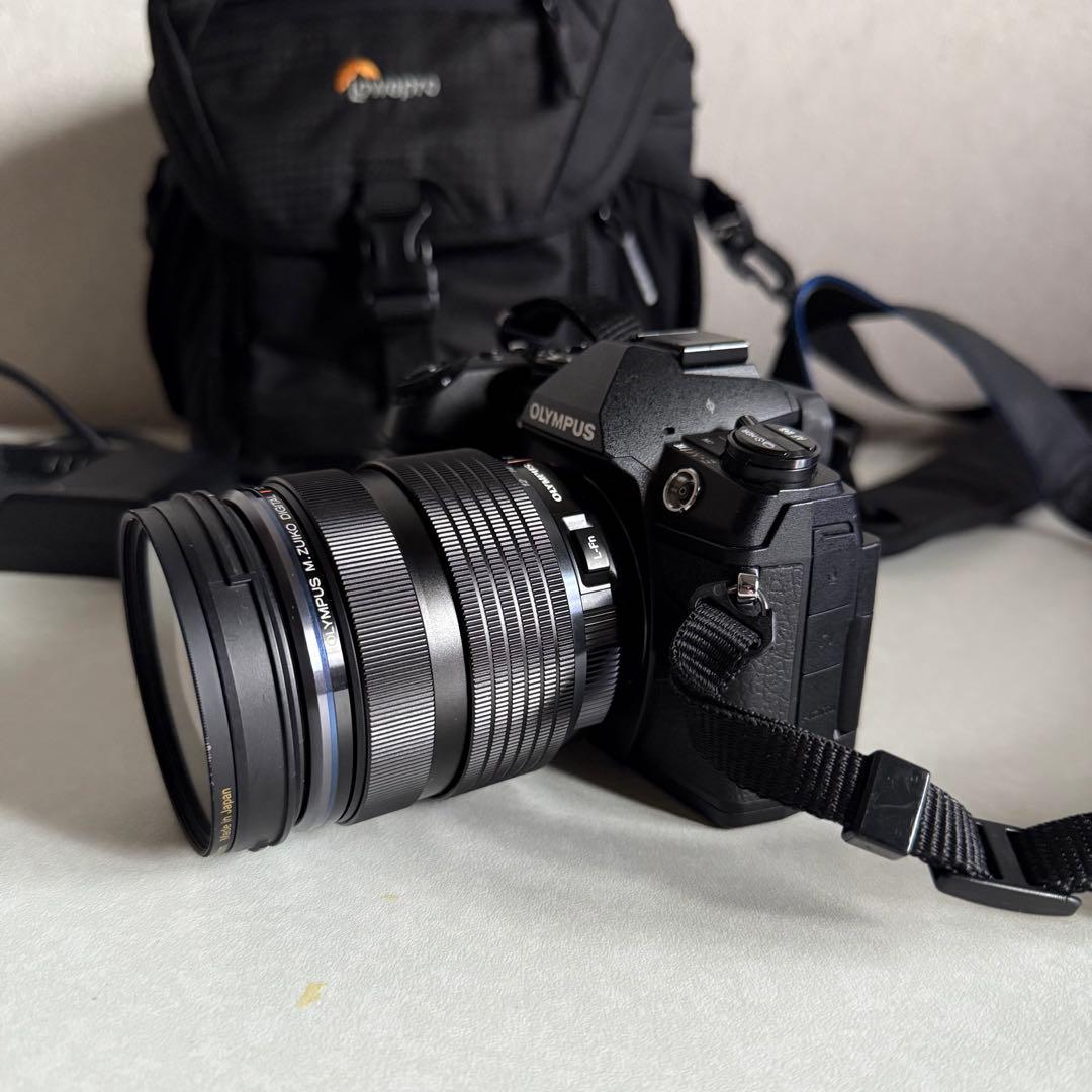 デジタルカメラ OLYMPUS OM-D E-M1 MarkII M ZUIKO DIGITAL