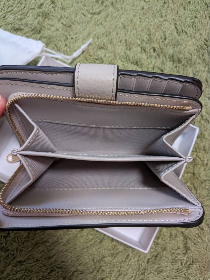 FURLA 財布
