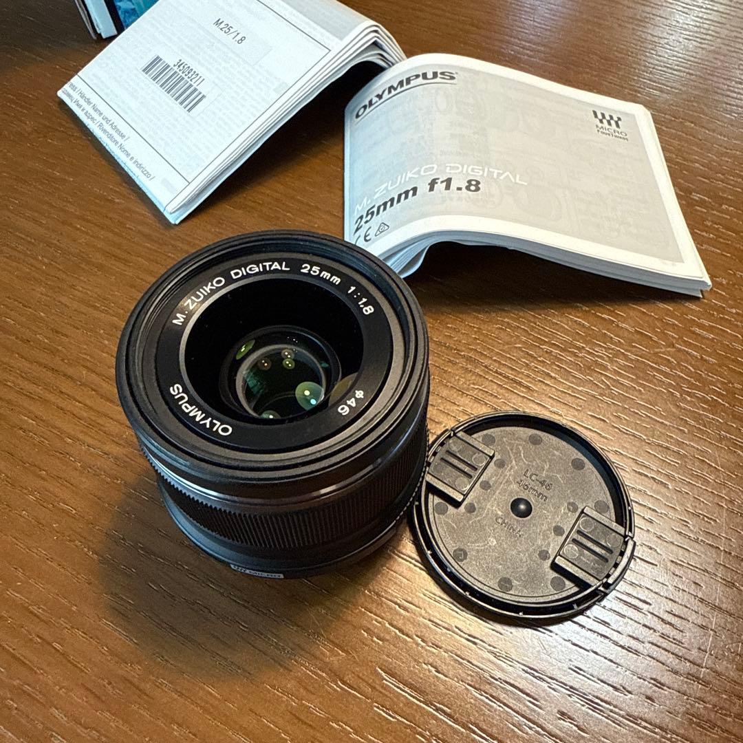 M.ZUIKO DIGITAL 25mm f1.8 単焦
