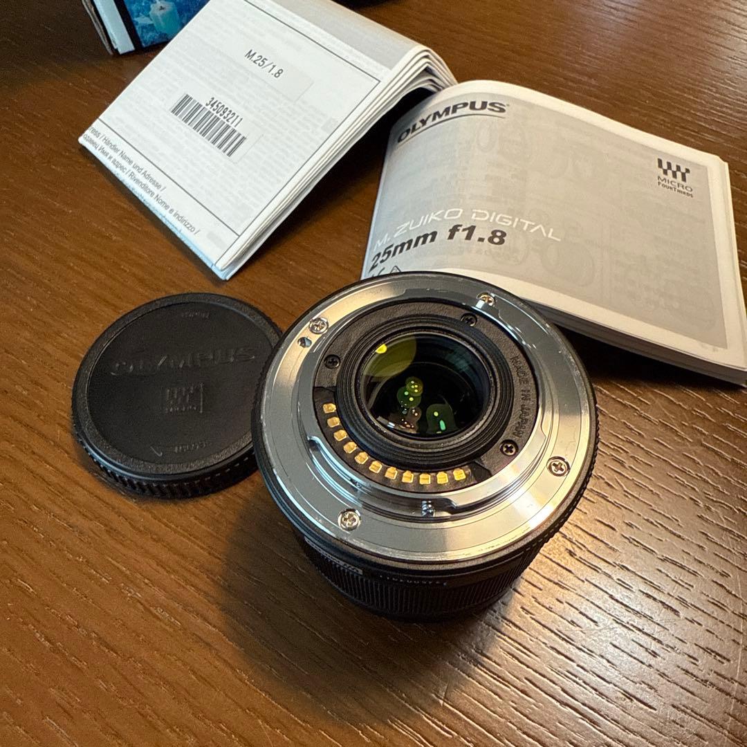 M.ZUIKO DIGITAL 25mm f1.8 単焦