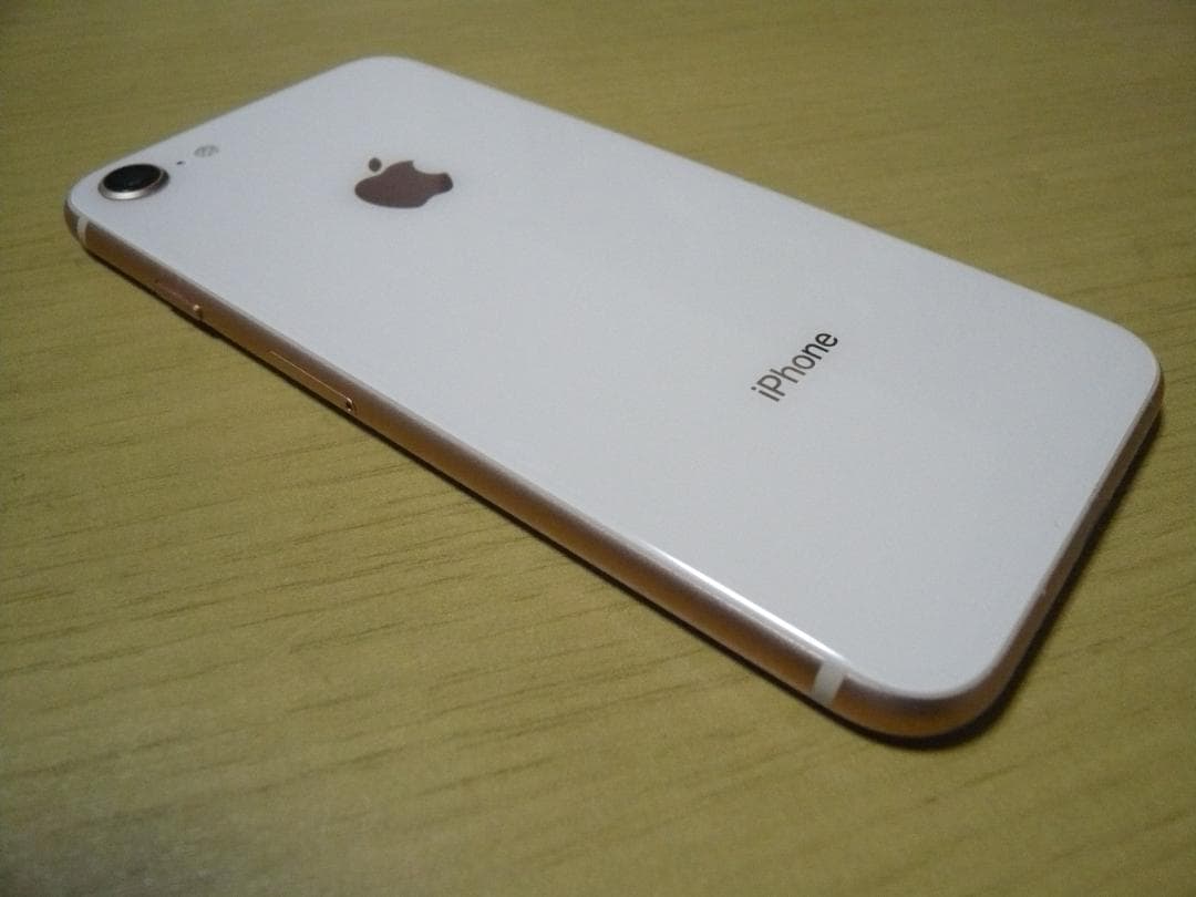 iPhone8 ゴールド 64GB SIMフリー バッテリー100%
