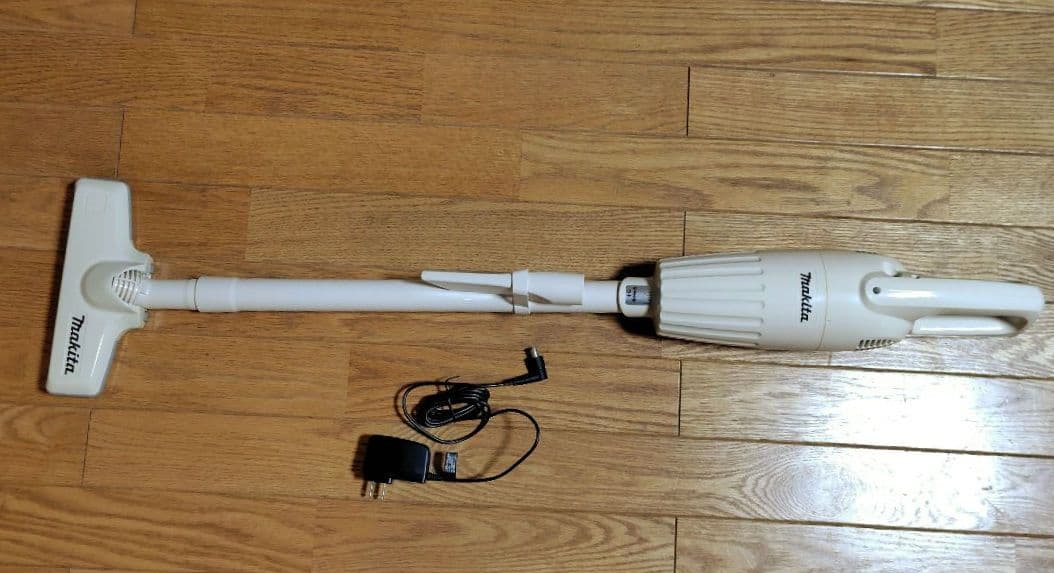 Makita コードレスクリーナー 10.8V 0.93kg