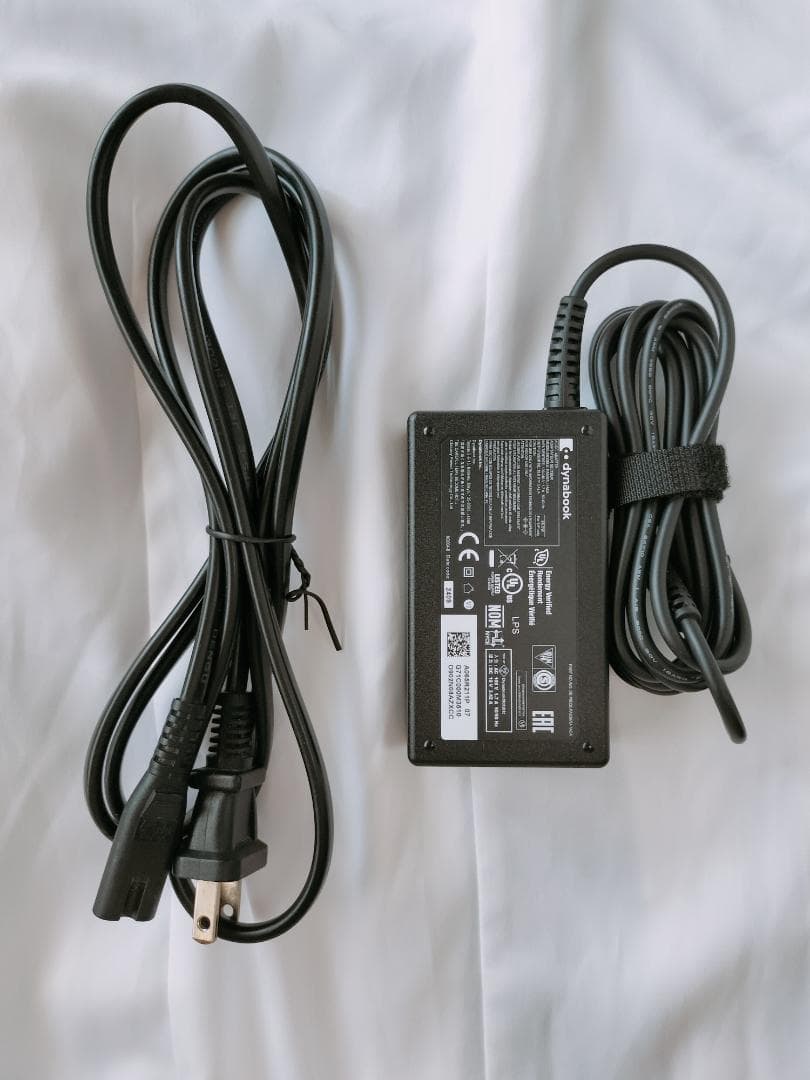 【超速 SSD搭載 新品アダプタ】ノートPC Win10 dynabook i7