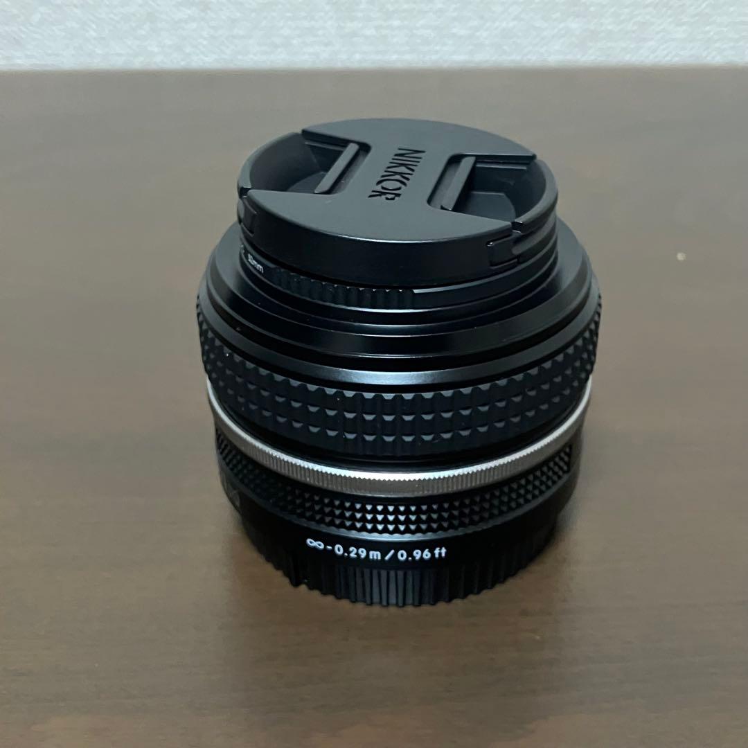 Nikon Zf 40mm f/2 SE Kit【ショット小・保護フィルター付】
