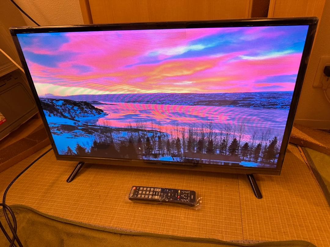 IRIE アイリー　32型　テレビ　FFF-TV32WBK2　23年製未使用近！