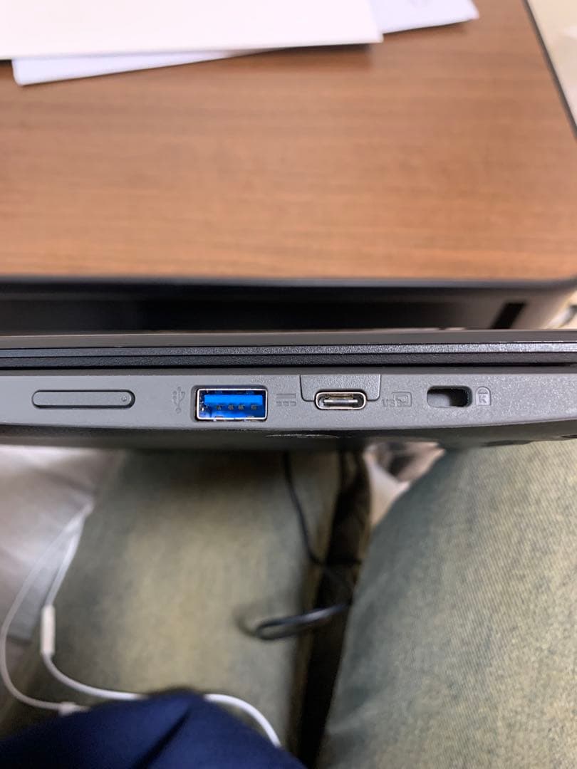 Acer Chromebook本体　タッチスクリーン　AC アダプター付き