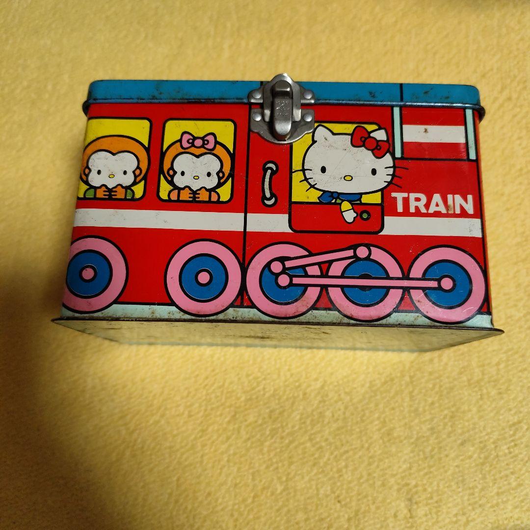 昭和レトロ　サンリオ昭和50年品　キティちゃん缶BOX
