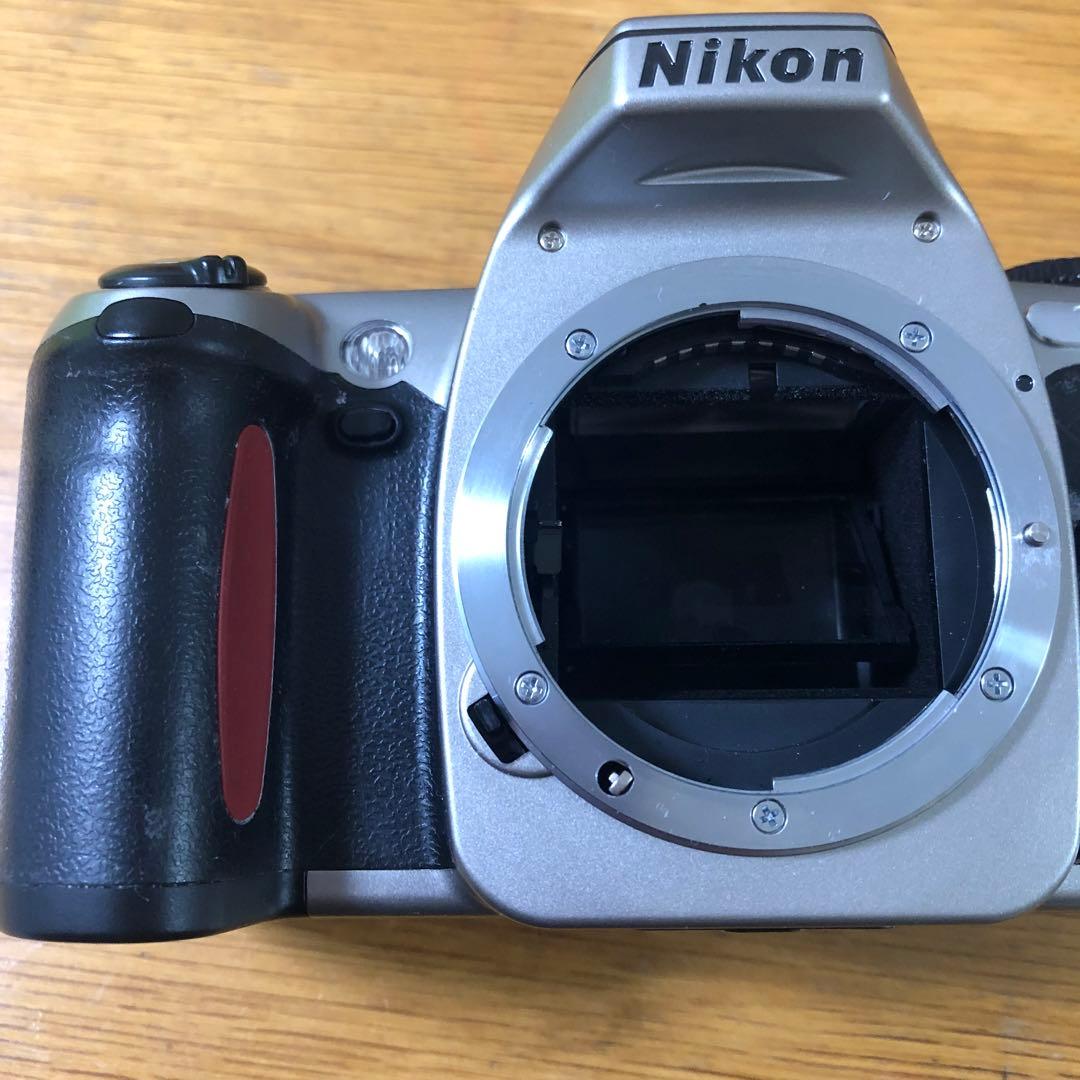ニコン Nikon U(フィルム一眼レフカメラ)、ダブルズームレンズ
