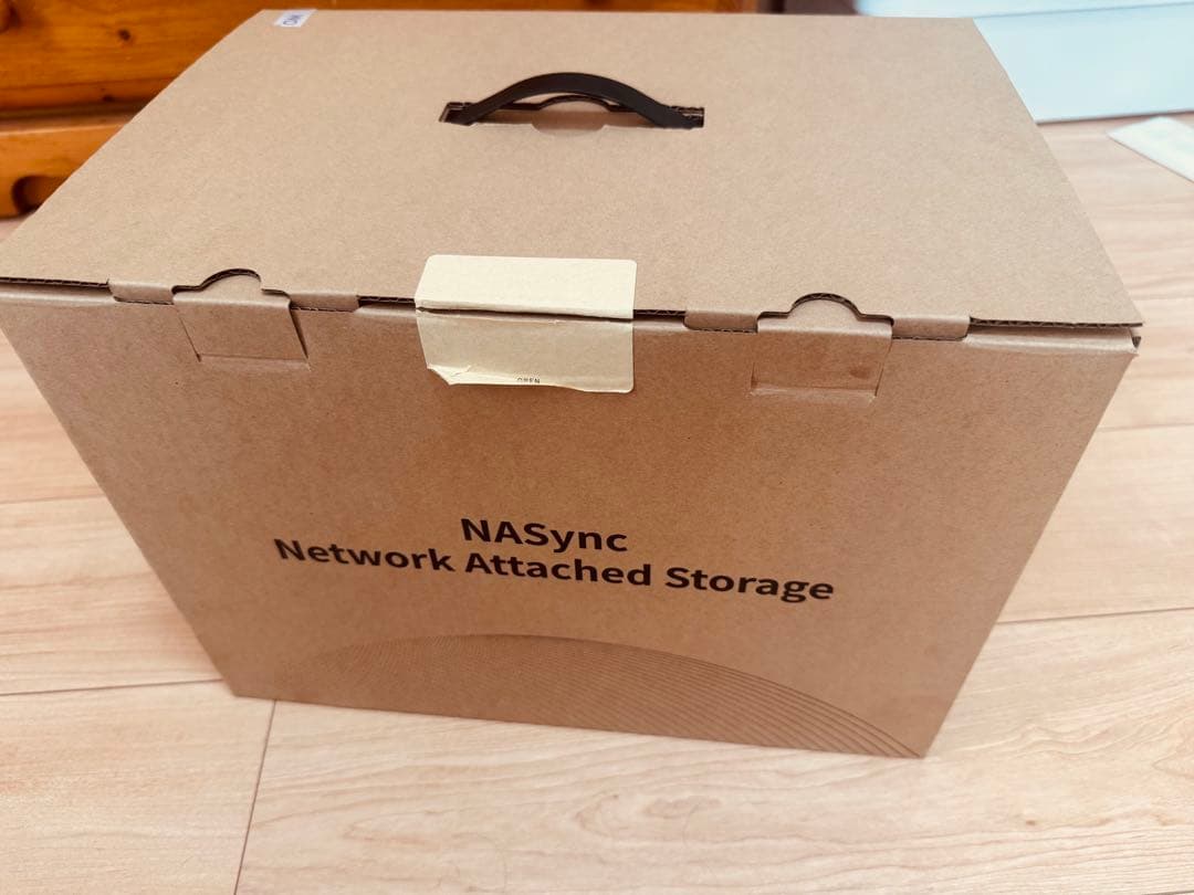 【開封のみ未使用】UGREEN NAS DXP4800