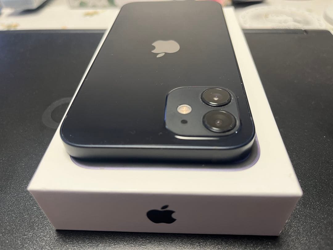 【極美品】 Apple iPhone 12 ブラック 本体 64GB