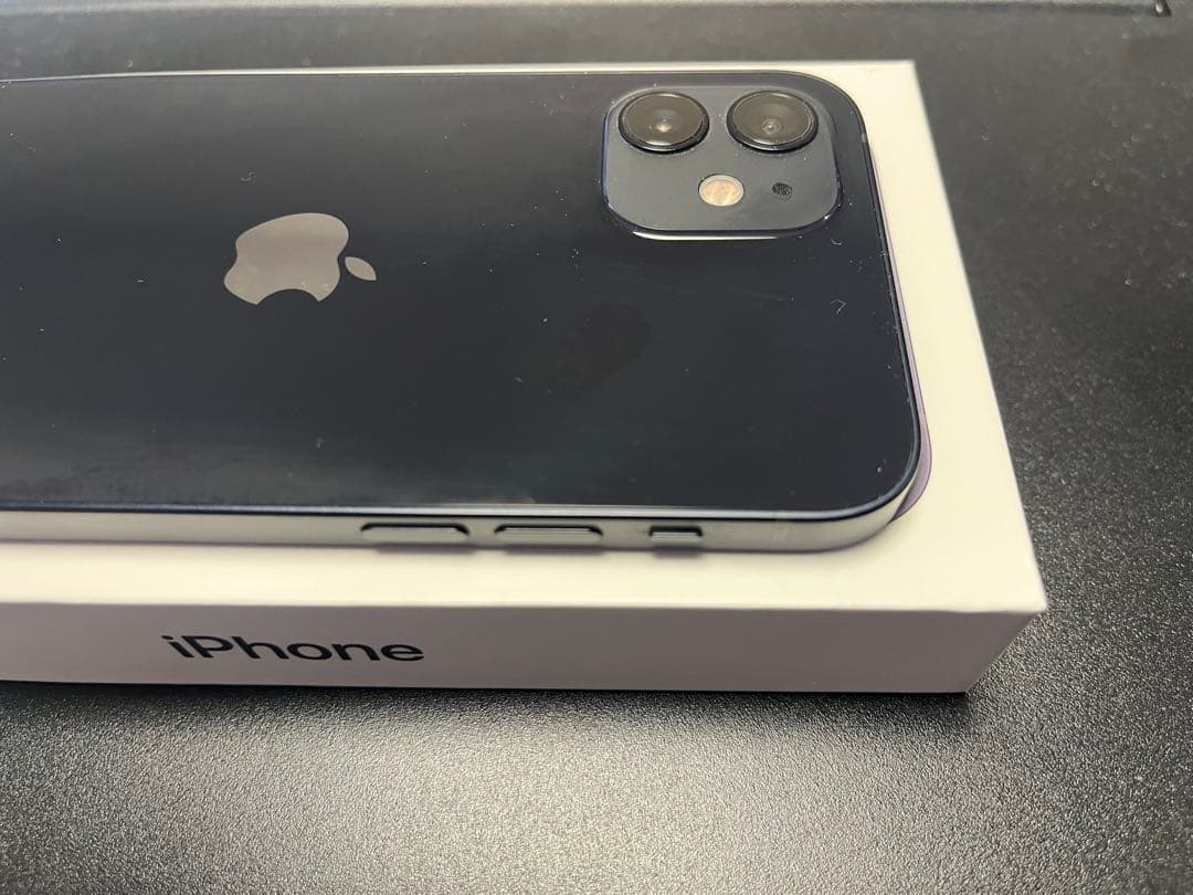 【極美品】 Apple iPhone 12 ブラック 本体 64GB