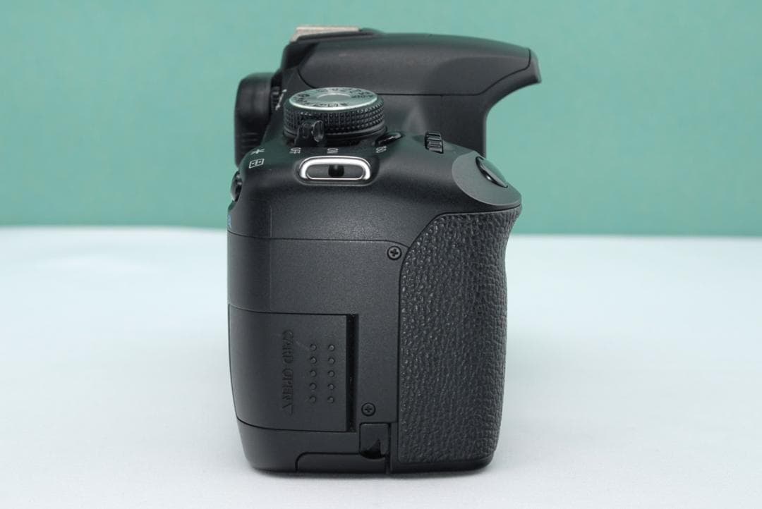 ☘️初心者向き✨️ Canon Kiss X3 一眼レフ 操作簡単 おまけ多数