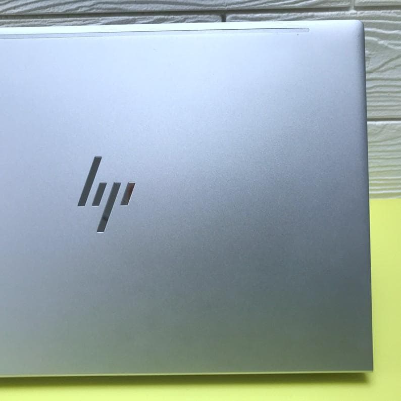 極美品》2024年製 HP 第13世代 高速NVMe256GB/16GBメモリ