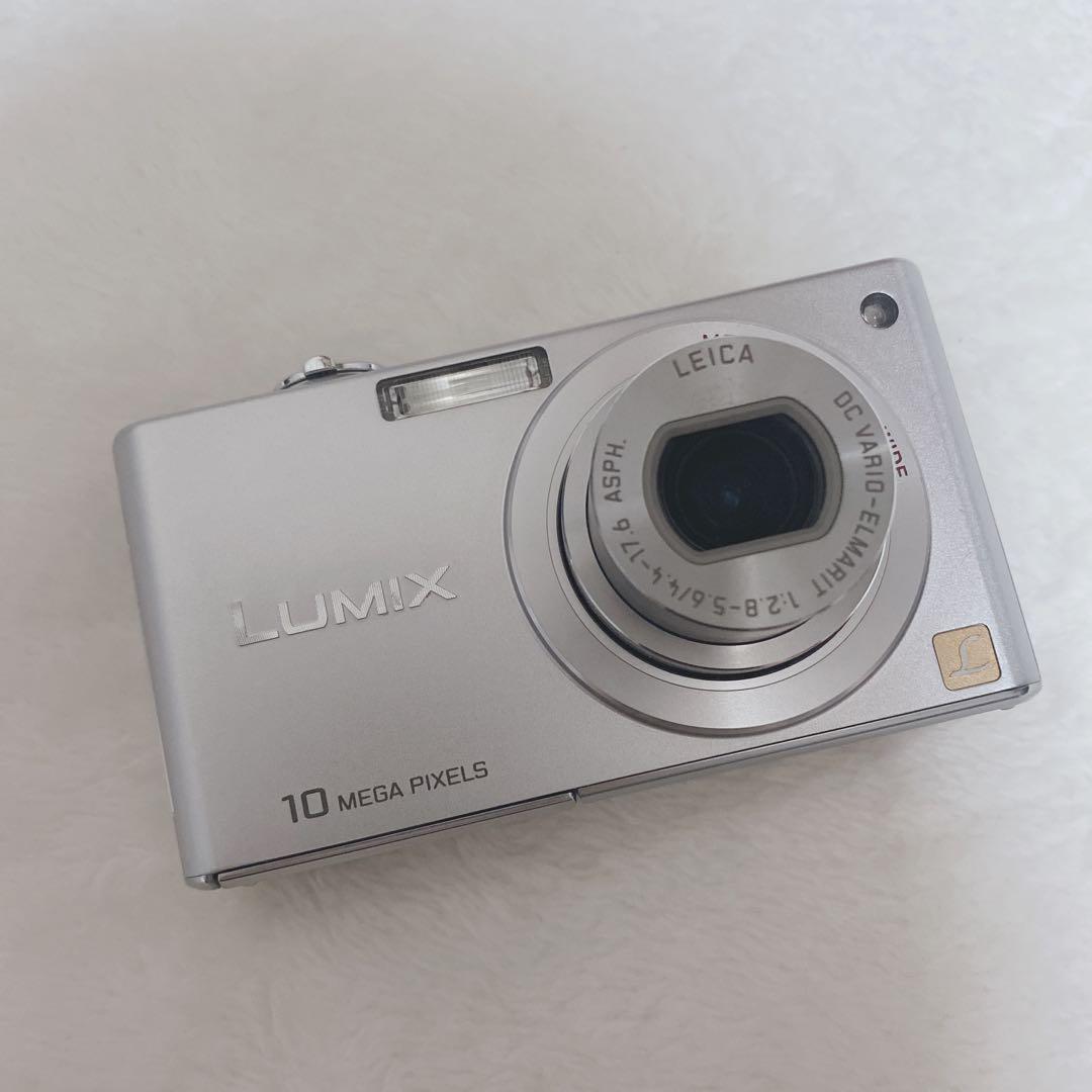 Panasonic（パナソニック）LUMIX DMC-FX35 シルバー