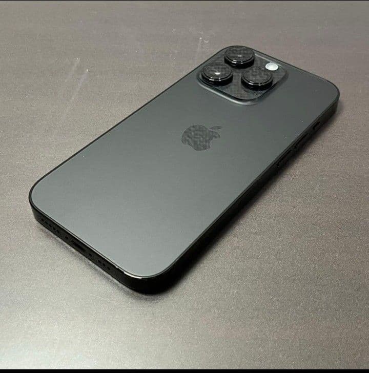 A*v様 Apple iPhone 14 Pro スペースブラック 本体