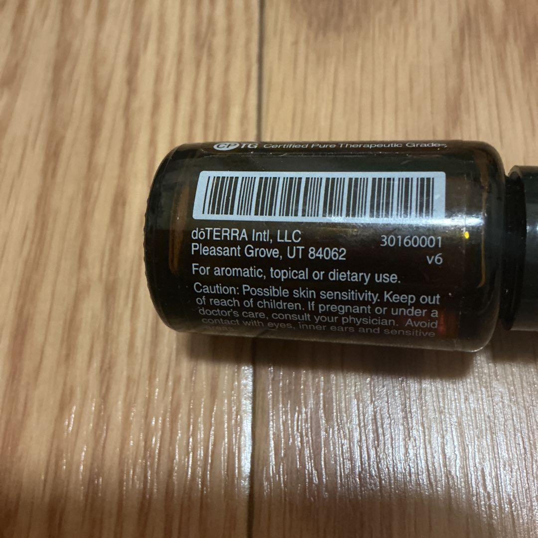 doTERRA ミルラ 15mL エッセンシャルオイル