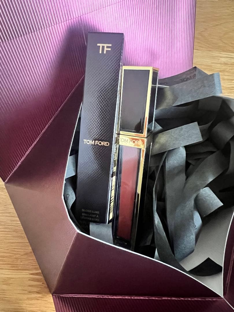 【新品未使用】TOM FORD グロスリュクス ブリリアントインヒビジョン　08