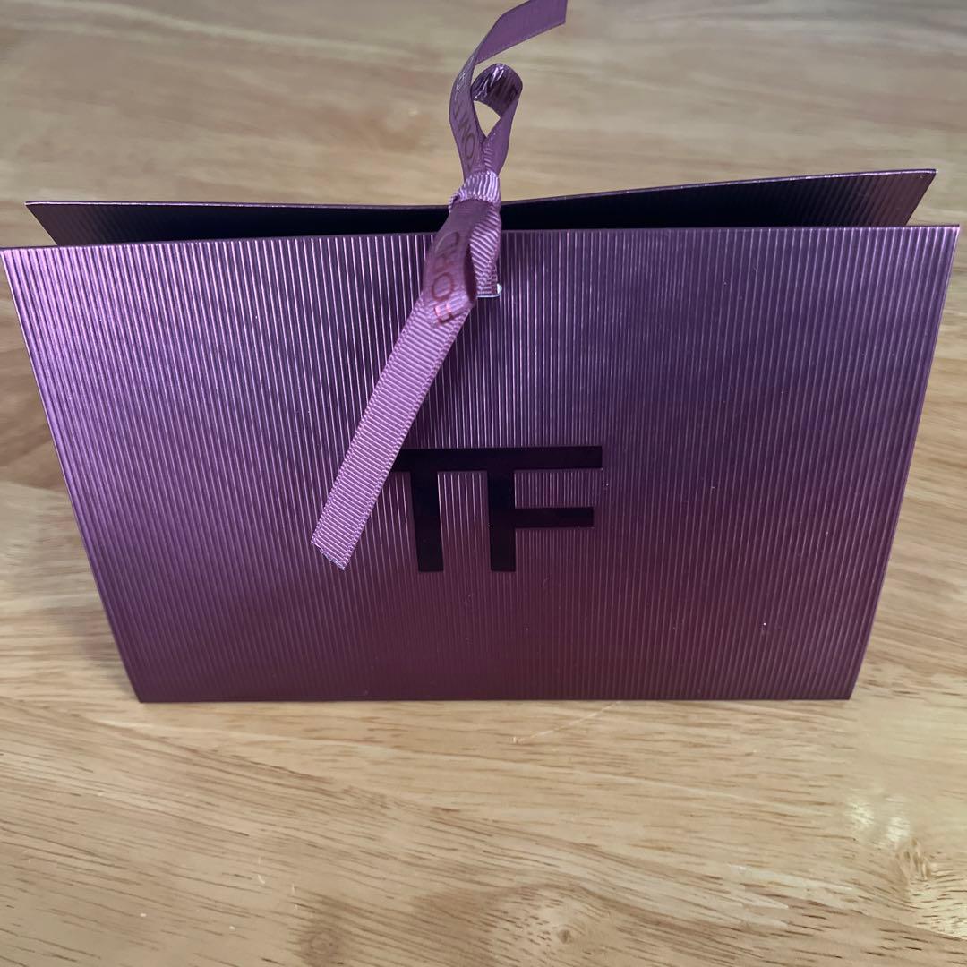 【新品未使用】TOM FORD グロスリュクス ブリリアントインヒビジョン　08