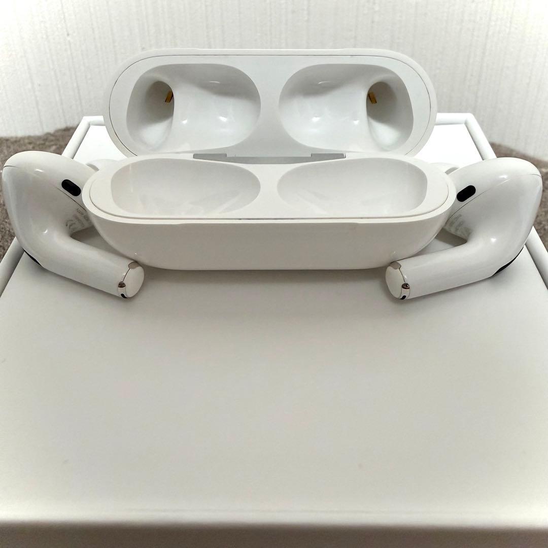 【本体】Apple純正 AirPods Pro一式 イヤーチップ＆ケーブル未使用