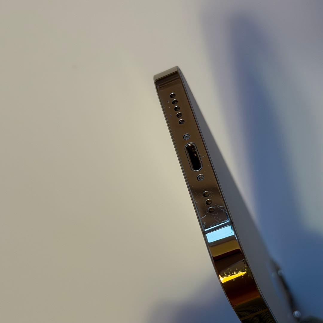 Apple iPhone12pro ゴールド