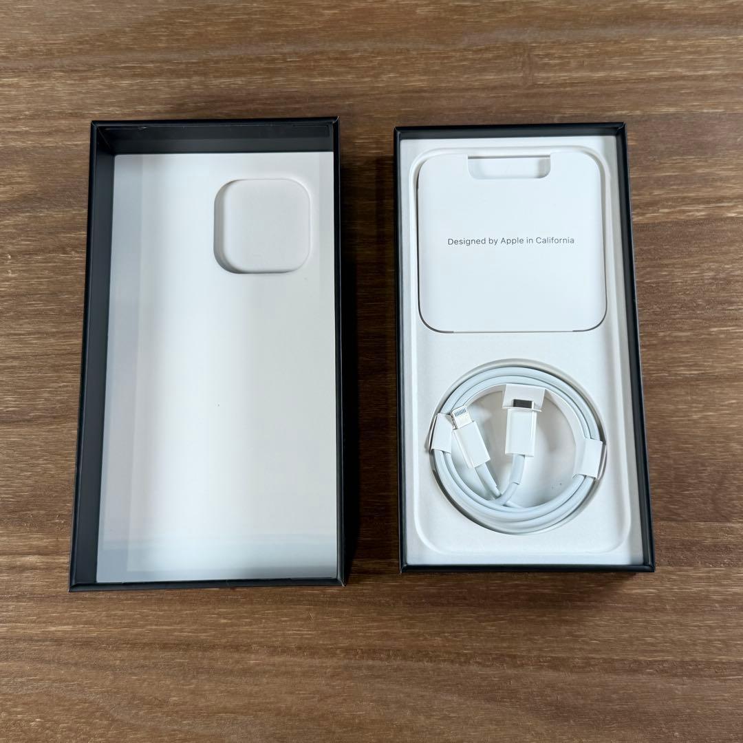 iPhone13Pro 512GB SIMフリー 薄型MagSafeバッテリー付