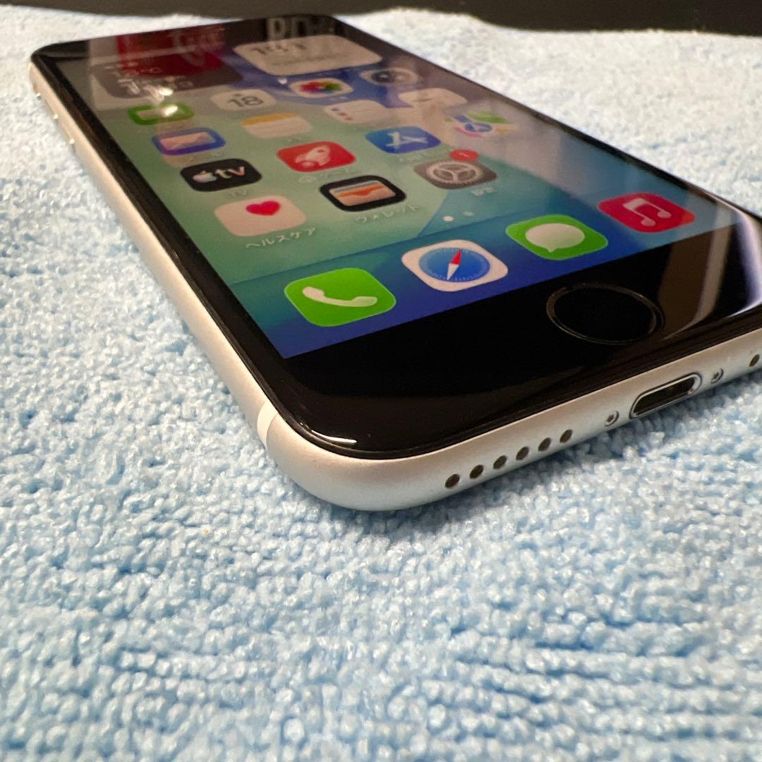 Apple iPhone SE 第2世代 64GB SIMフリー