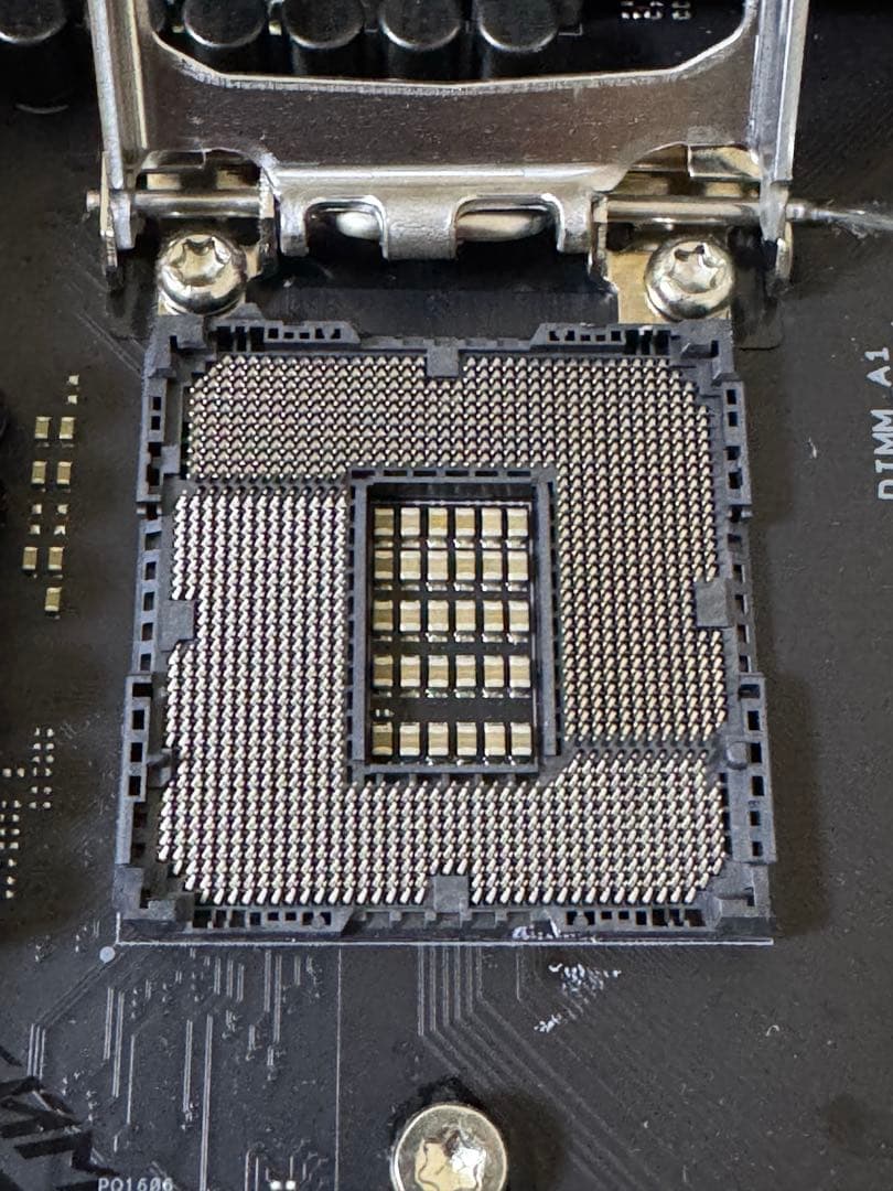 ASUS ROG STRIX Z490-F Gaming マザーボード