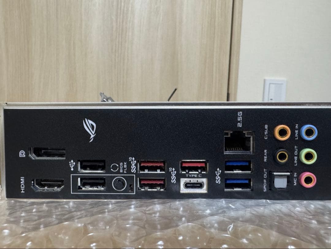 ASUS ROG STRIX Z490-F Gaming マザーボード