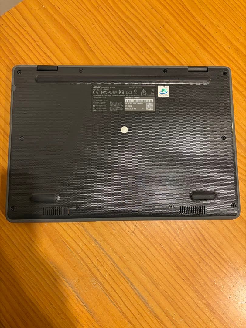 ASUS Chromebook CR1100FK 本体のみ