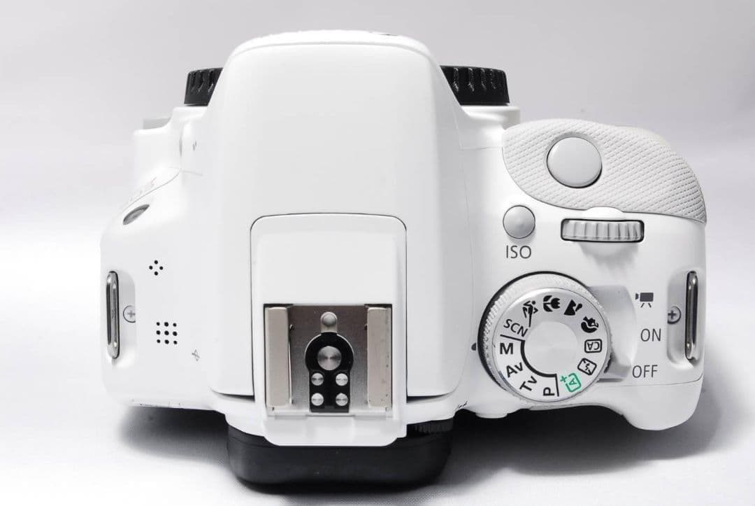 ♥イベントやお花見に♥Canon Kiss X7♥ホワイト 新品級 人気色 希少