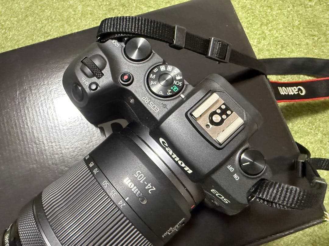 中古　Canon EOS RP STM KIT レンズガード　カメラバッグ付き