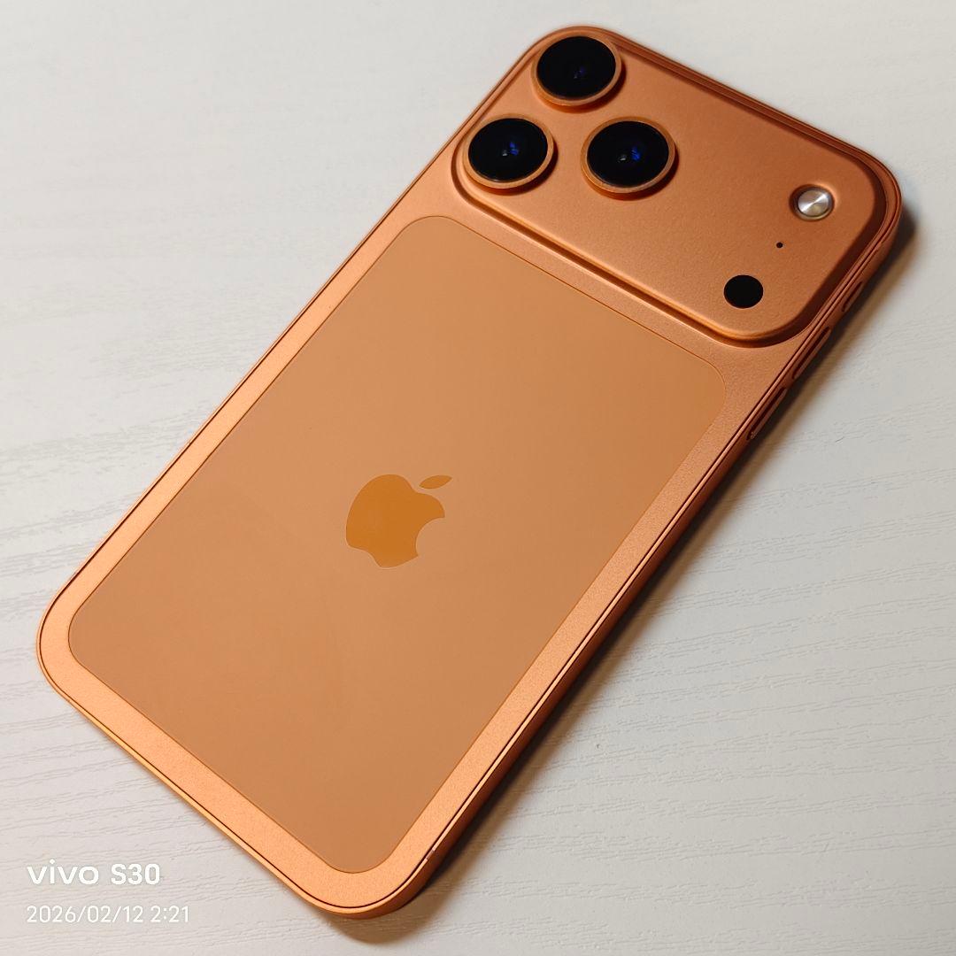 究極魔改 iPhone XR カスタム品 (17Pro風)128GB ケース付き