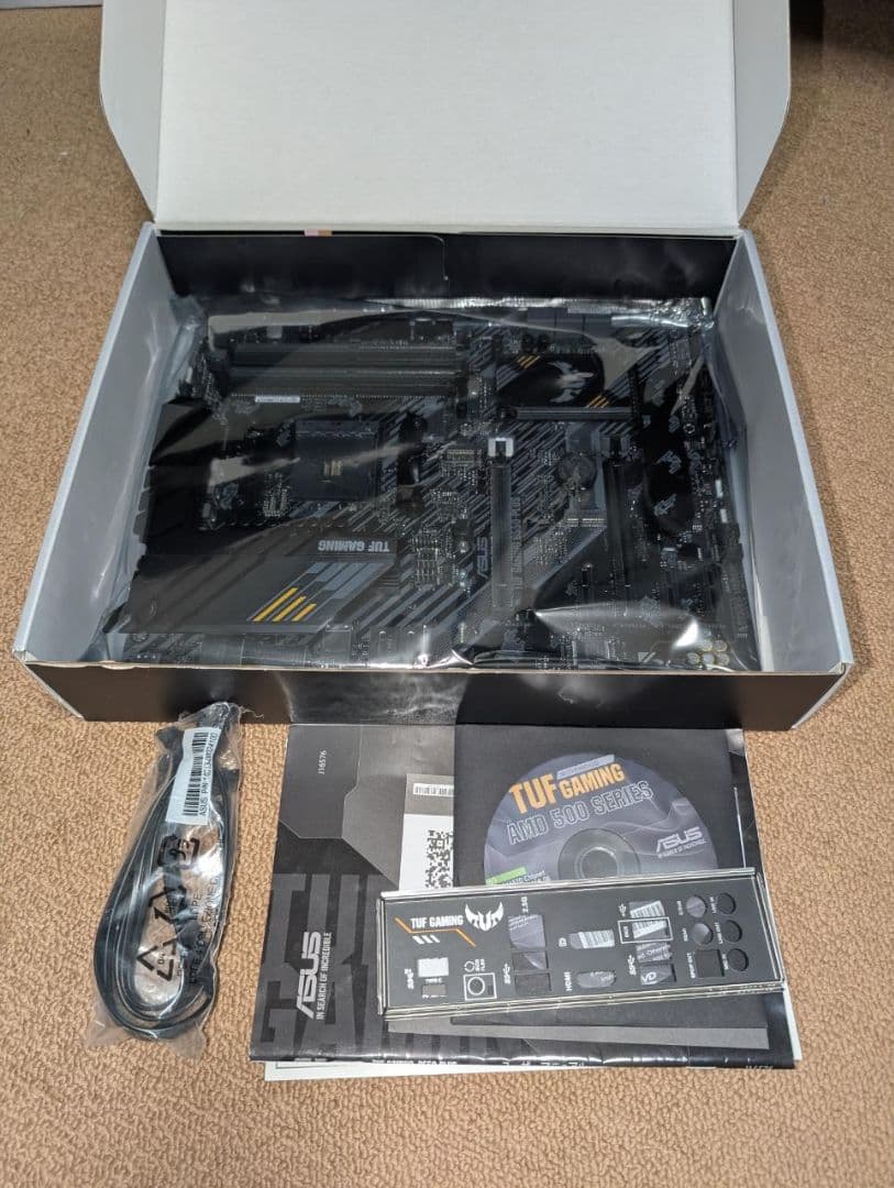 ASUS TUF GAMING B550-PLUS マザーボード