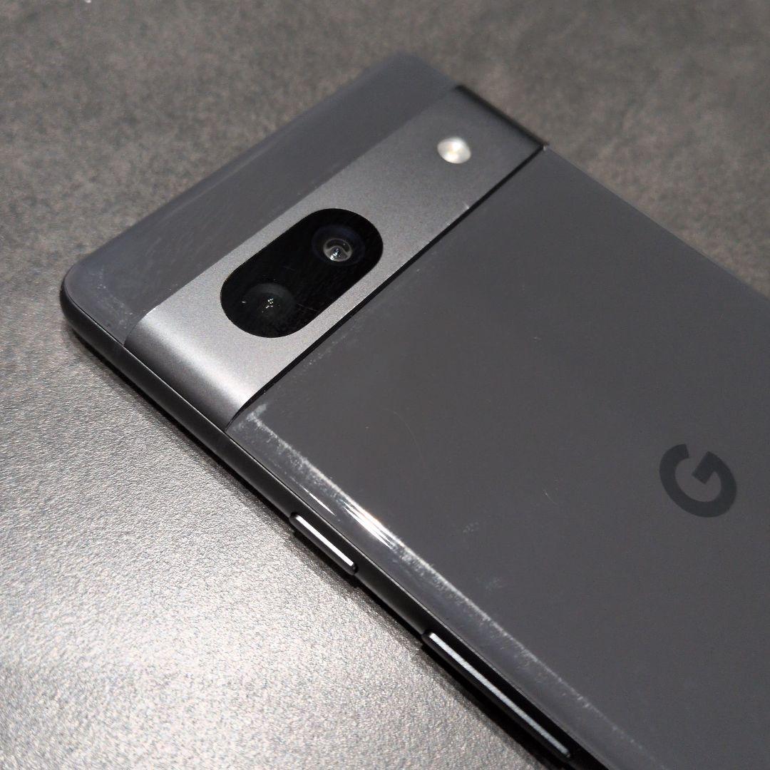 Google Pixel7a Charcoal 本体