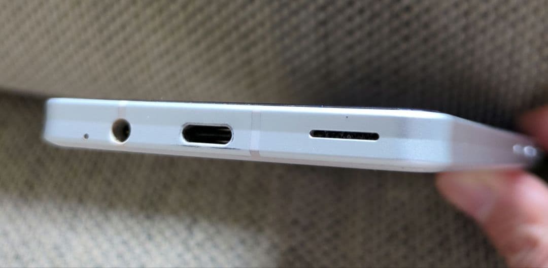 AQUOS sense6 SH-RM19 本体及び付属品 SIMフリー