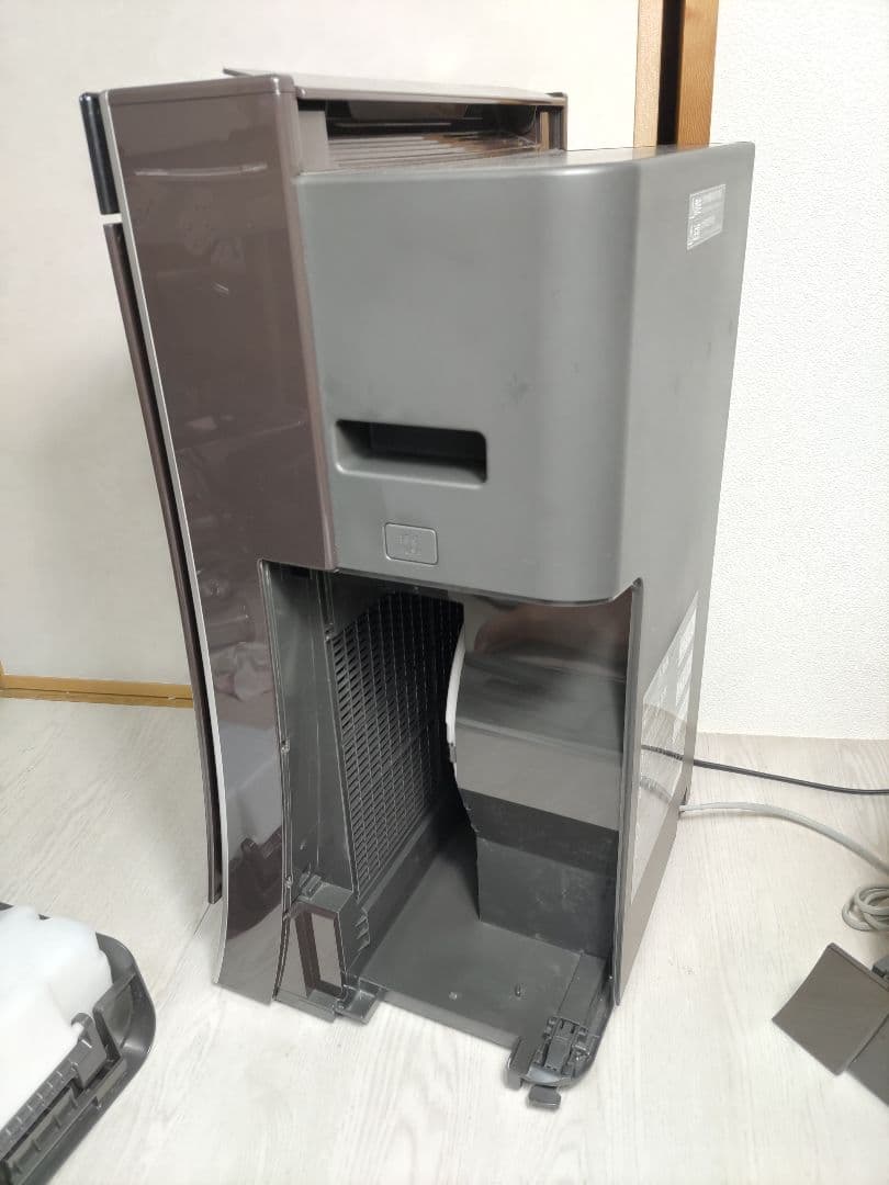 Panasonic F-VXS90 空気清浄機 木目調　2020年